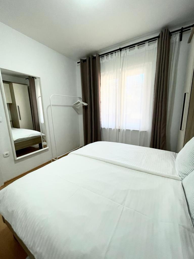 Apartment Branka Kustura Хвар Экстерьер фото