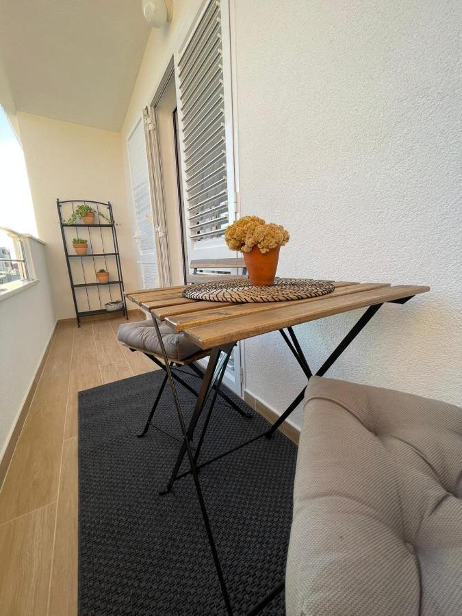Apartment Branka Kustura Хвар Экстерьер фото